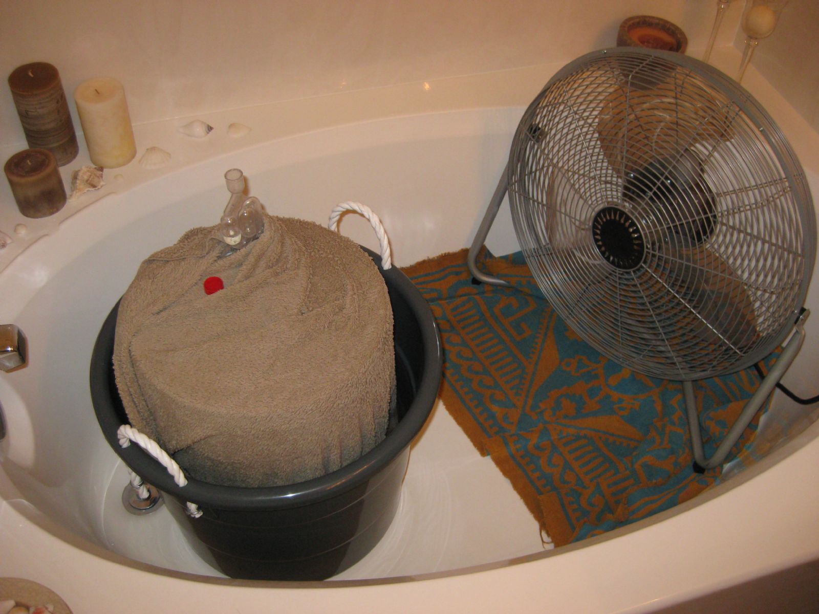 Evaporative Cooling to Keep Beer Cool (The Ghetto Bucket)