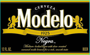 Modelo Negra July 2015