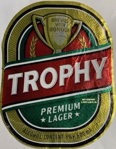 Trophy Premium Lager Honourable
